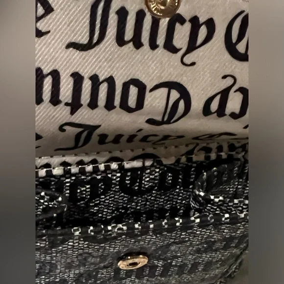 Juicy Couture strawberry wallet beige and black - Picture 9 of 10